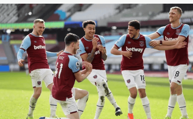 记者：莱比锡已拒绝纽卡对谢什科的报价，希望曼联竞价