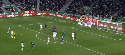 孔帕尼：格纳布里在伦敦表现好？不管信心来自哪，有用就行