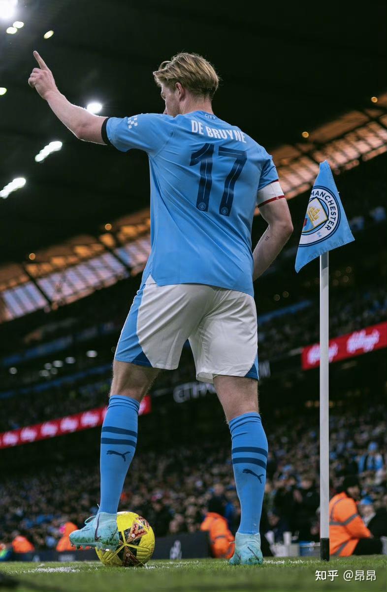 Shams：预计特雷·杨本月晚些时候复出，老鹰仍相信他