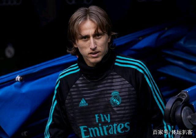 半场战报：格拉茨风暴0-0诺丁汉森林，吉布斯-怀特失点